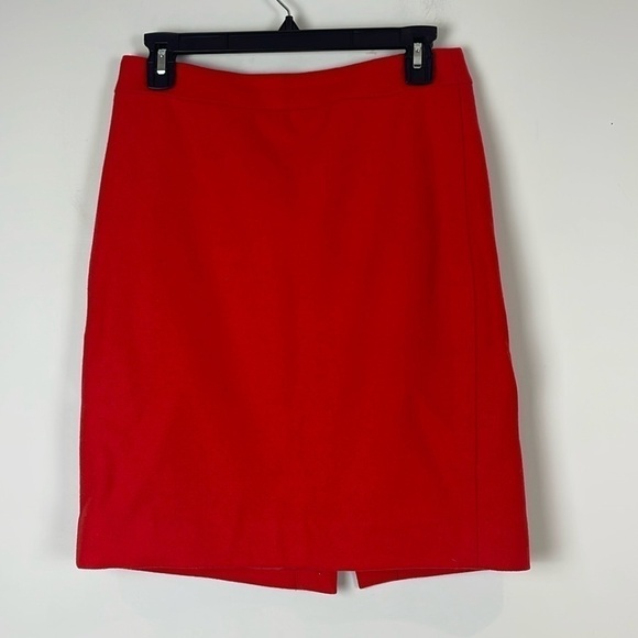 J Crew Factory Pencil skirt in double-serge wool red - Picture 2 of 8